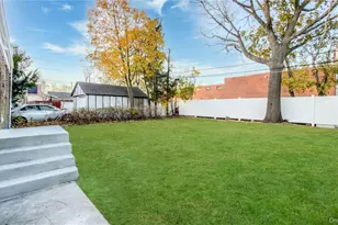 15 Circle Dr, Hempstead, NY 11550 - Photo 49