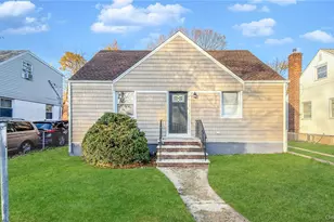 15 Circle Dr, Hempstead, NY 11550 - Photo 5