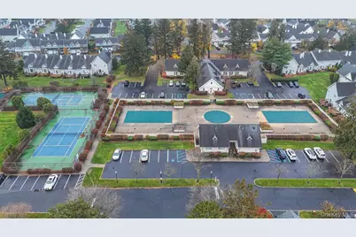 11 Northwood Blvd, Central Islip, NY 11722 - Photo 7