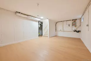 11 Northwood Blvd, Central Islip, NY 11722 - Photo 25