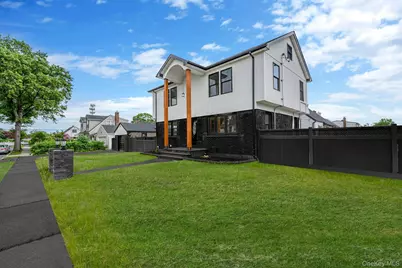 87 Sobro Avenue, Valley Stream, NY 11580 - Photo 17