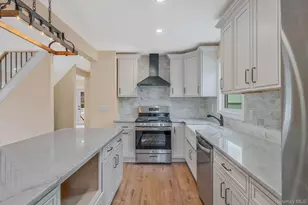 87 Sobro Ave, Valley Stream, NY 11580 - Photo 5