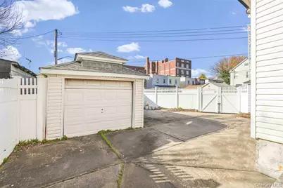 10930 128th Street, Ozone Park, NY 11420 - Photo 31