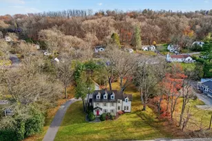 484 Bedford Rd, Bedford Hills, NY 10507 - Photo 3