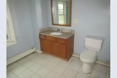 35 Carpenter Avenue, Newburgh, NY 12550 - Photo 11