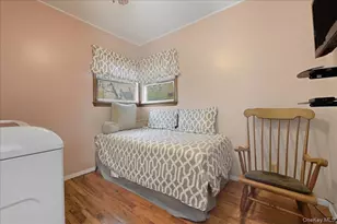 979 Merillon Ave, Westbury, NY 11590 - Photo 15