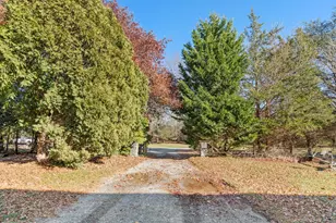 1800 Sound Ave, Mattituck, NY 11952 - Photo 33