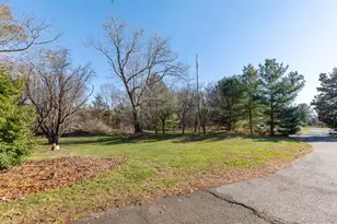 1800 Sound Ave, Mattituck, NY 11952 - Photo 11