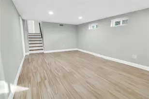 2 Walnut Dr, Syosset, NY 11791 - Photo 19