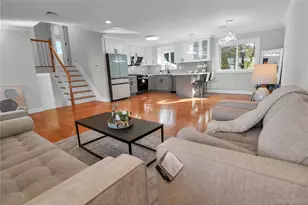 2 Walnut Dr, Syosset, NY 11791 - Photo 5