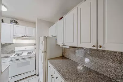 61-25 97 Street #2B, Rego Park, NY 11374 - Photo 11