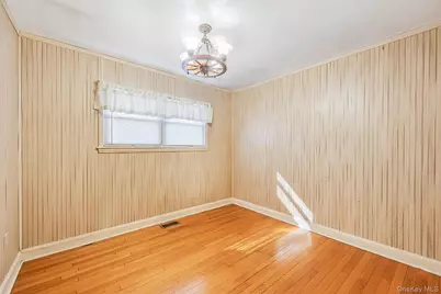 17 Coram Swezeytown Road, Coram, NY 11727 - Photo 15