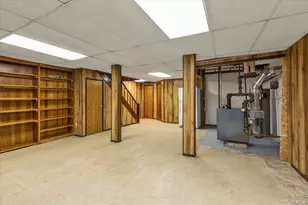 78-14 220th Pl, Oakland Gardens, NY 11364 - Photo 17