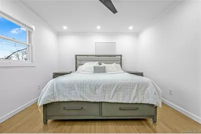 81 Houston Street, New York, NY 10302 - Photo 15