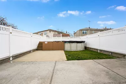 81 Houston Street, New York, NY 10302 - Photo 25