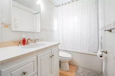 81 Houston Street, New York, NY 10302 - Photo 19