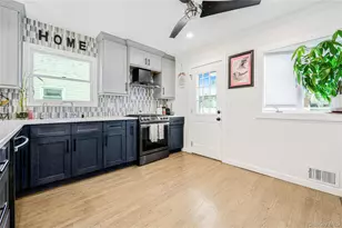 81 Houston St, New York, NY 10302 - Photo 11