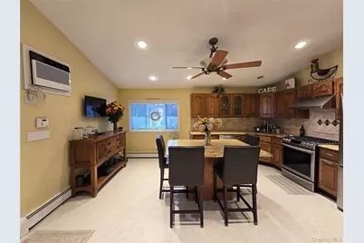 15724 86th Street, Howard Beach, NY 11414 - Photo 11