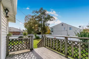 2 Deer Path Ln, Syosset, NY 11791 - Photo 35