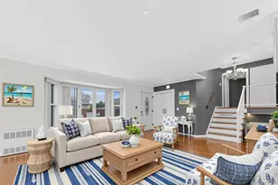 2 Deer Path Ln, Syosset, NY 11791 - Photo 3