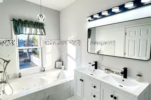 128 W Main St, Middletown, NY 10940 - Photo 17