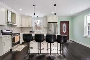 104 S Quaker Ln, Hyde Park, NY 12538 - Photo 11