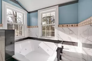 104 S Quaker Ln, Hyde Park, NY 12538 - Photo 25