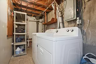 331 N Michigan Ave, Massapequa, NY 11758 - Photo 27