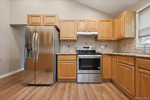 331 N Michigan Ave, Massapequa, NY 11758 - Photo 11