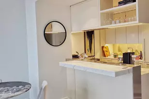 252 South St, New York, NY 10002 - Photo 5