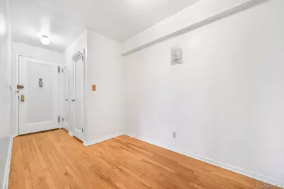 485 E Lincoln Avenue #201, Mount Vernon, NY 10552 - Photo 5