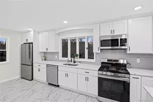 201 Hilltop Dr, Brentwood, NY 11717 - Photo 9