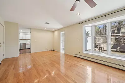 37 Minuteman Circle, Orangeburg, NY 10962 - Photo 17