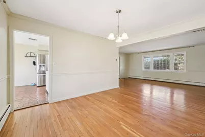 37 Minuteman Circle, Orangeburg, NY 10962 - Photo 9