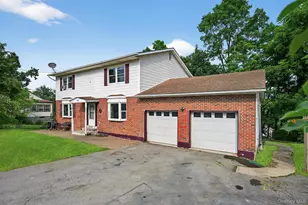 16 Oakland Ave, Chester, NY 10918 - Photo 3