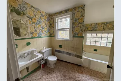 66 Rose Avenue, Patchogue, NY 11772 - Photo 31