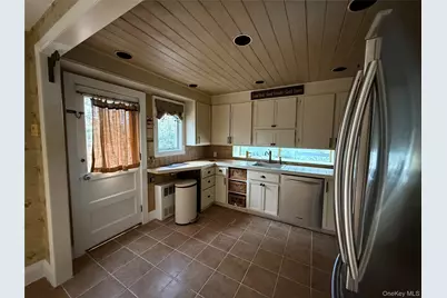 66 Rose Avenue, Patchogue, NY 11772 - Photo 17