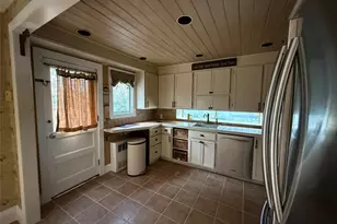 66 Rose Ave, Patchogue, NY 11772 - Photo 17