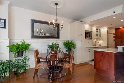 100 Hilton Avenue #M4, Garden City, NY 11530 - Photo 11