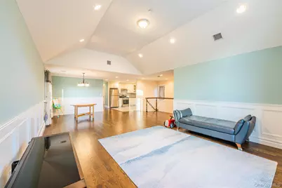 4515 Browvale Lane, Little Neck, NY 11362 - Photo 11