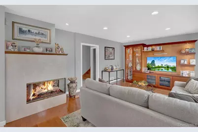 23 Biltmore Boulevard, Massapequa, NY 11758 - Photo 9