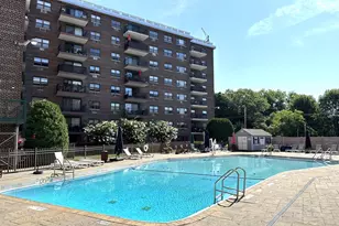 100 Diplomat Dr, Mount Kisco, NY 10549 - Photo 3