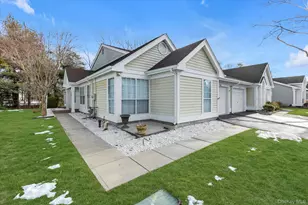 289 Glen Dr, Ridge, NY 11961 - Photo 19