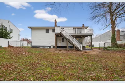 27 Claire Lane, Sayville, NY 11782 - Photo 19
