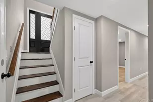 27 Claire Ln, Sayville, NY 11782 - Photo 11