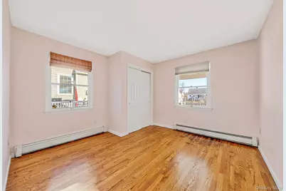38 Berger Avenue, Amityville, NY 11701 - Photo 19