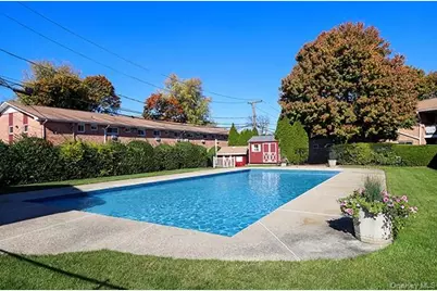 400 Fulton Street #14C, Farmingdale, NY 11735 - Photo 19