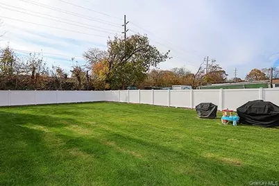 400 Fulton Street #14C, Farmingdale, NY 11735 - Photo 21