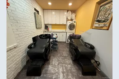 192-16 Northern Blvd, Flushing, NY 11358 - Photo 5