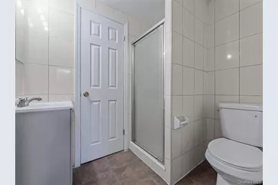 33-05 143rd Street #1405, Flushing, NY 11354 - Photo 5